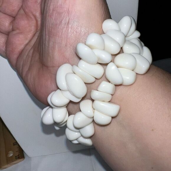 White Bead Double Strand Stretch Bracelet - Picture 4 of 6